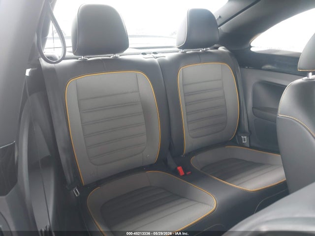 Volkswagen Beetle 2.0t Dune 2018 3VWSD7AT7JM711866 Image 8