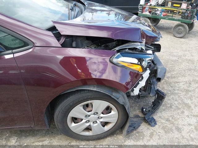 Продаж на аукціоні авто 2018 Kia Forte Lx, vin: 3KPFK4A79JE281392, номер лоту: 45213357
