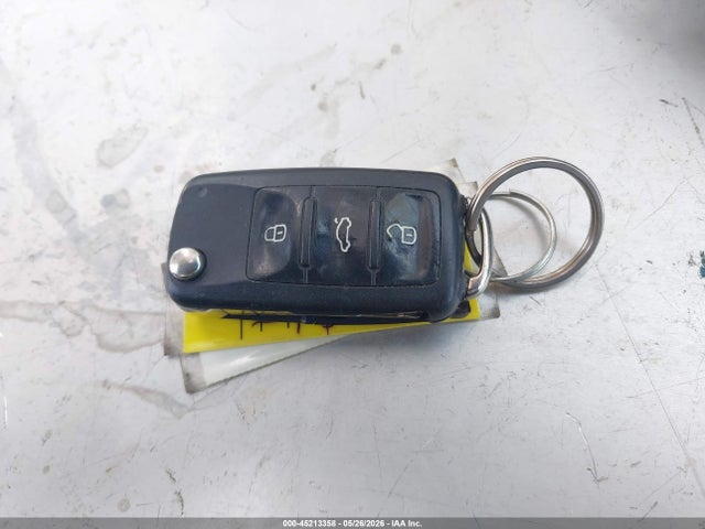 3VWD17AJXFM260519 Volkswagen Jetta 1.8t Se