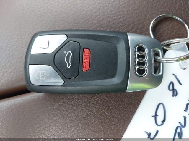 WA1LHAF70JD004215 Audi Q7 2.0t Premium