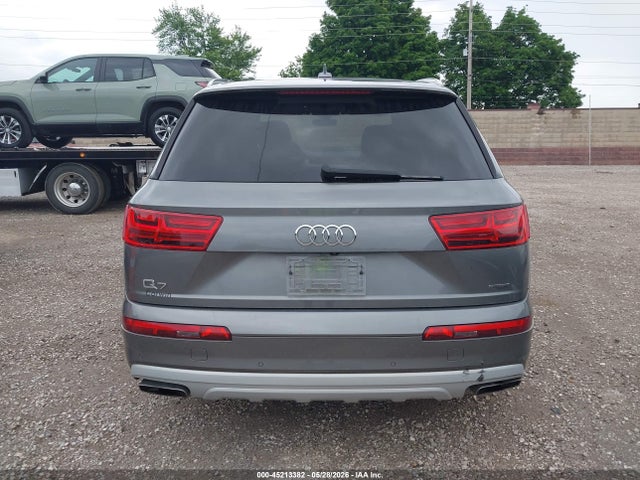 WA1LHAF70JD004215 Audi Q7 2.0t Premium
