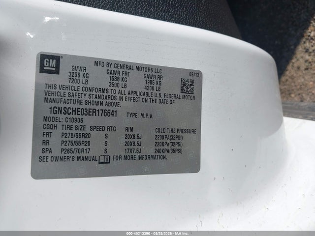 Продажа на аукционе авто 2014 Chevrolet Suburban 1500 Ls, vin: 1GNSCHE03ER176641, номер лота: 45213390