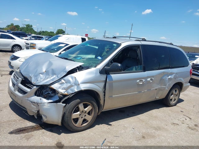 45213396 :رقم المزاد ، 2D4GP44L65R443257 vin ، 2005 Dodge Grand Caravan Sxt مزاد بيع