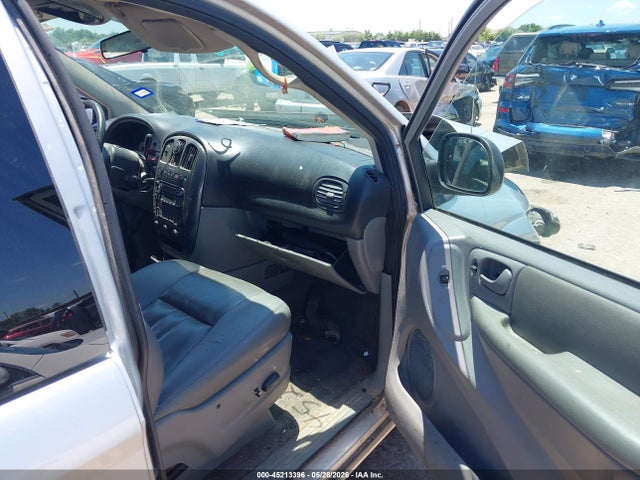 45213396 :رقم المزاد ، 2D4GP44L65R443257 vin ، 2005 Dodge Grand Caravan Sxt مزاد بيع
