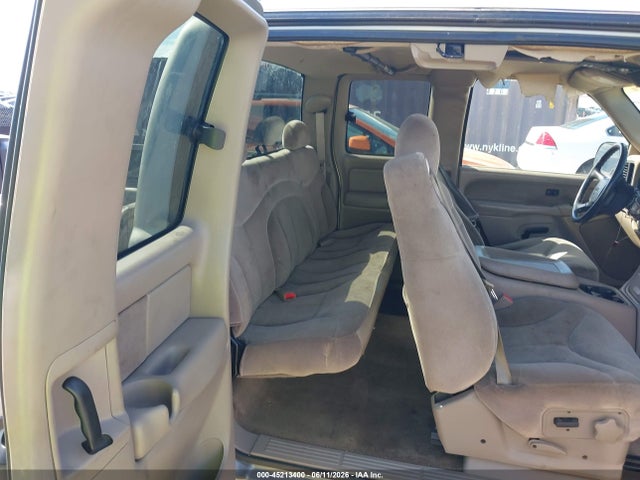 45213400 :رقم المزاد ، 2GTEC19T821412867 vin ، 2002 Gmc Sierra 1500 Sle مزاد بيع
