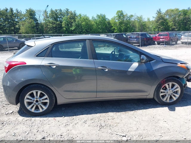 Продажа на аукционе авто 2017 Hyundai Elantra Gt, vin: KMHD35LH8HU381393, номер лота: 45213448