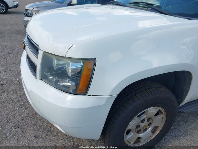 2014 Chevrolet Tahoe Ls მანქანა იყიდება აუქციონზე, vin: 1GNSCAE03ER247621, აუქციონის ნომერი: 45213454