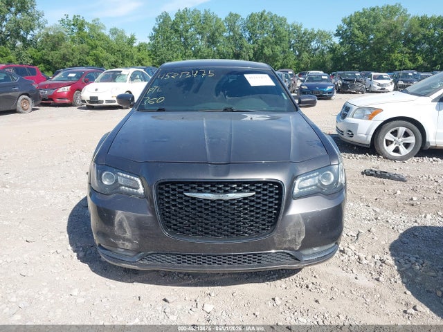Продажа на аукционе авто 2015 Chrysler 300, vin: 2C3CCAGG1FH932259, номер лота: 45213475
