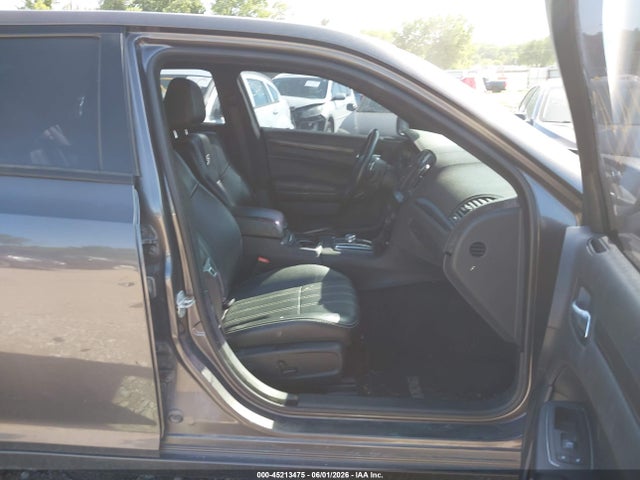 Продажа на аукционе авто 2015 Chrysler 300, vin: 2C3CCAGG1FH932259, номер лота: 45213475