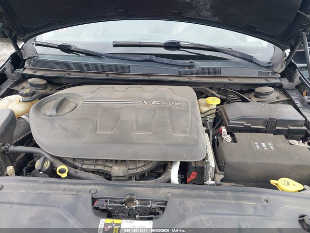 45213481 :رقم المزاد ، 1C3CCCCGXGN111168 vin ، 2016 Chrysler 200 C Platinum مزاد بيع