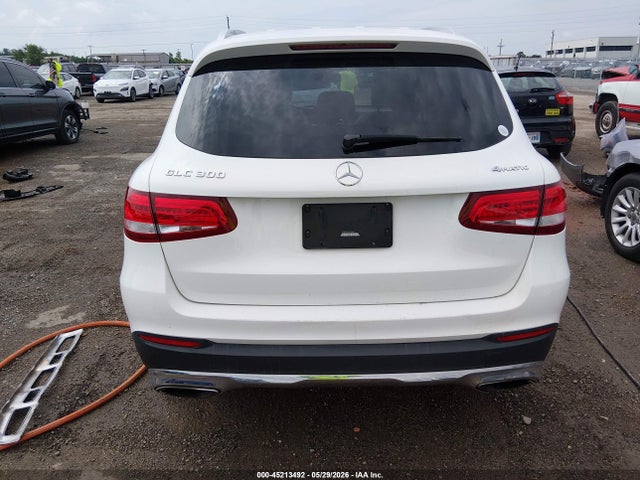 Продаж на аукціоні авто 2018 Mercedes-benz Glc 300 4matic, vin: WDC0G4KB8JV030864, номер лоту: 45213492