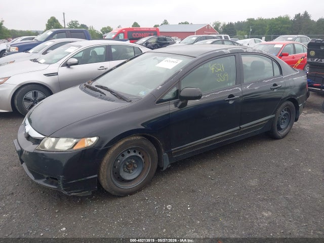 Auction sale of the 2010 Honda Civic Lx, vin: 2HGFA1F56AH545571, lot number: 45213519