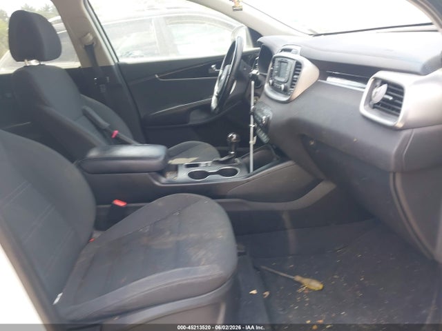 45213520 :رقم المزاد ، 5XYPGDA34GG105350 vin ، 2016 Kia Sorento 2.4l Lx مزاد بيع