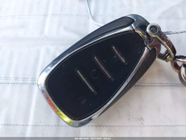 45213542 :رقم المزاد ، 1GNERJKX6JJ282871 vin ، 2018 Chevrolet Traverse Rs مزاد بيع