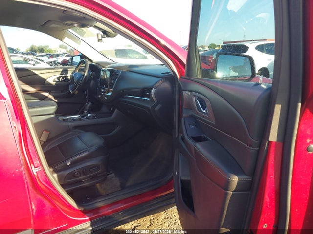 45213542 :رقم المزاد ، 1GNERJKX6JJ282871 vin ، 2018 Chevrolet Traverse Rs مزاد بيع