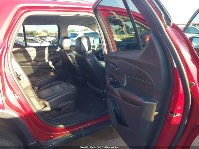 45213542 :رقم المزاد ، 1GNERJKX6JJ282871 vin ، 2018 Chevrolet Traverse Rs مزاد بيع