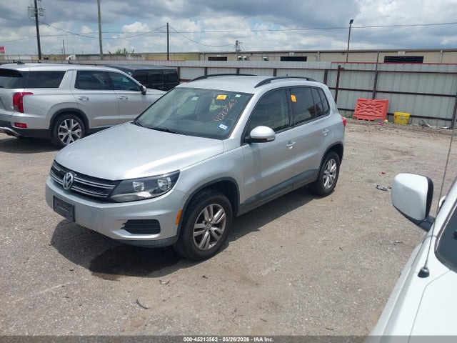 Aukcja sprzedaży 2016 Volkswagen Tiguan S, vin: WVGAV7AX4GW519940, numer aukcji: 45213563
