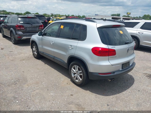 Aukcja sprzedaży 2016 Volkswagen Tiguan S, vin: WVGAV7AX4GW519940, numer aukcji: 45213563