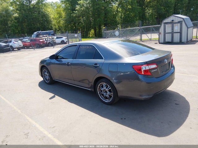 45213630 :رقم المزاد ، 4T1BF1FK8DU651182 vin ، 2013 Toyota Camry Le مزاد بيع