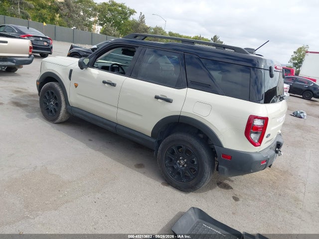2025 Ford Bronco Sport Badlands მანქანა იყიდება აუქციონზე, vin: 3FMCR9DA4SRE70699, აუქციონის ნომერი: 45213682