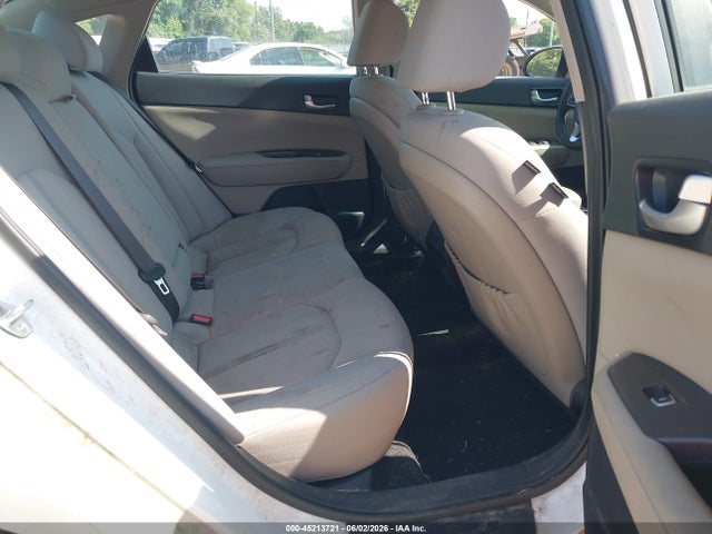 KIA Optima Lx 2016 KNAGT4L34G5119196 Image 8