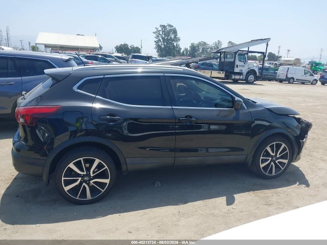 JN1BJ1CP2KW241629 Nissan Rogue Sport Sl