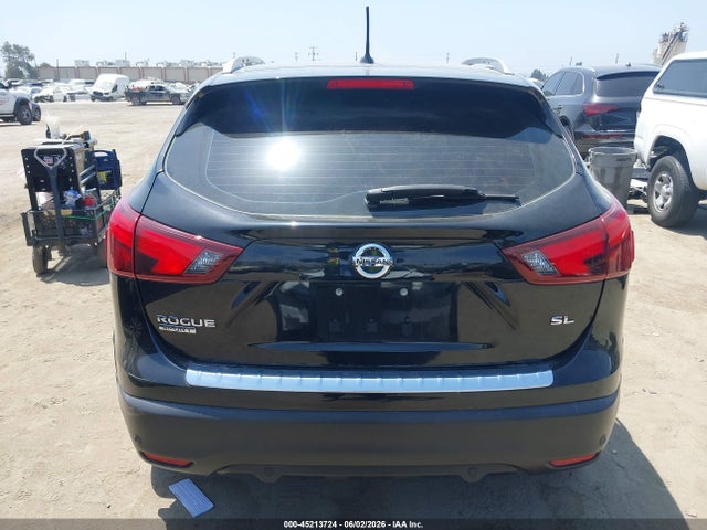 JN1BJ1CP2KW241629 Nissan Rogue Sport Sl