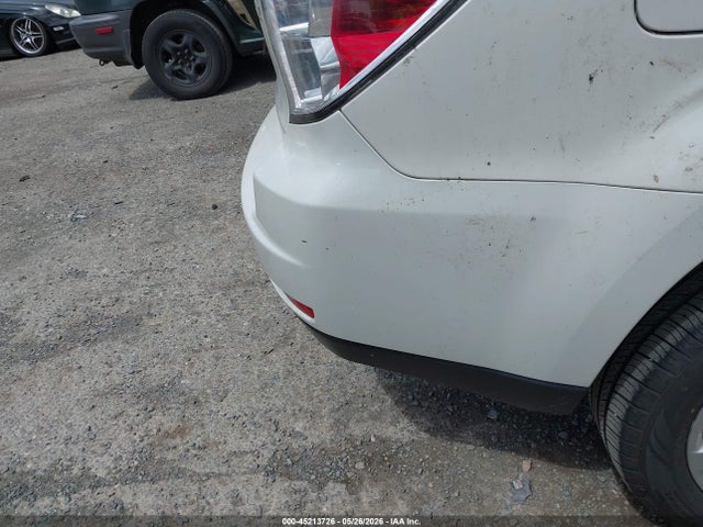 45213726 :رقم المزاد ، JF2SHADC6BH781172 vin ، 2011 Subaru Forester 2.5x Premium مزاد بيع