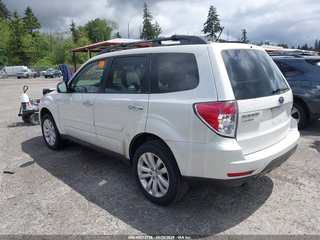 45213726 :رقم المزاد ، JF2SHADC6BH781172 vin ، 2011 Subaru Forester 2.5x Premium مزاد بيع