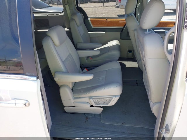 2010 Chrysler Town & Country Limited მანქანა იყიდება აუქციონზე, vin: 2A4RR6DXXAR198840, აუქციონის ნომერი: 45213736
