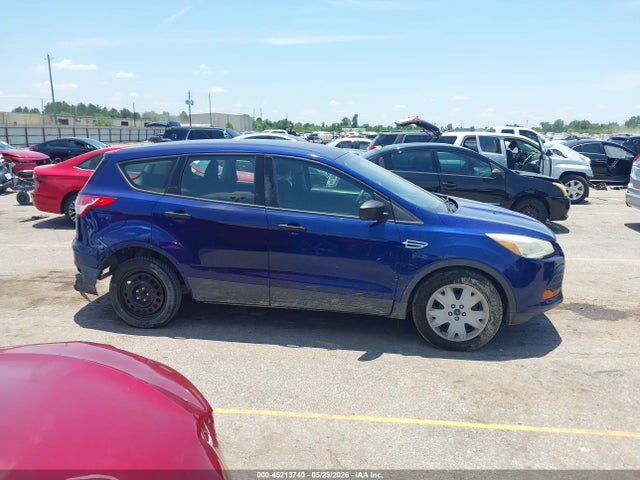 Продажа на аукционе авто 2015 Ford Escape S, vin: 1FMCU0F76FUC35635, номер лота: 45213740
