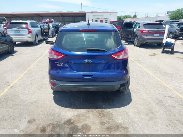 Продажа на аукционе авто 2015 Ford Escape S, vin: 1FMCU0F76FUC35635, номер лота: 45213740