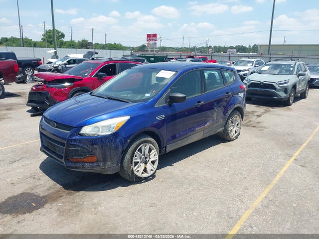 Продажа на аукционе авто 2015 Ford Escape S, vin: 1FMCU0F76FUC35635, номер лота: 45213740