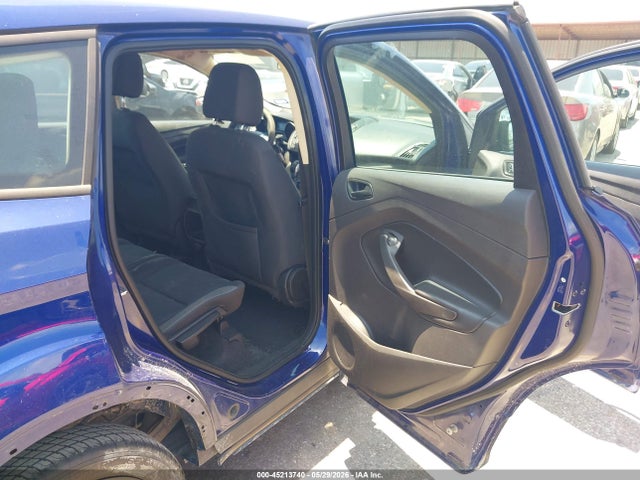 Продажа на аукционе авто 2015 Ford Escape S, vin: 1FMCU0F76FUC35635, номер лота: 45213740