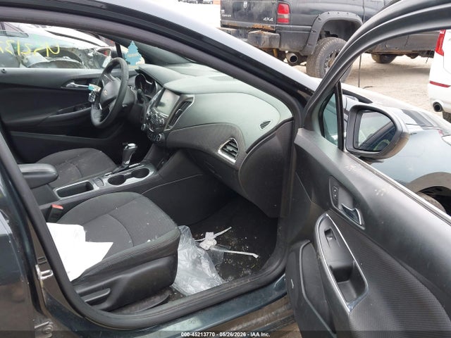 45213770 :رقم المزاد ، 1G1BE5SM0H7145039 vin ، 2017 Chevrolet Cruze Lt Auto مزاد بيع