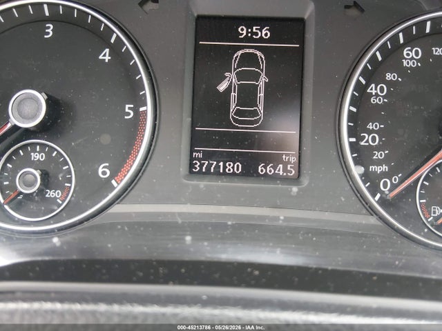 2013 Volkswagen Passat 2.0l Tdi Se მანქანა იყიდება აუქციონზე, vin: 1VWBN7A36DC126053, აუქციონის ნომერი: 45213786