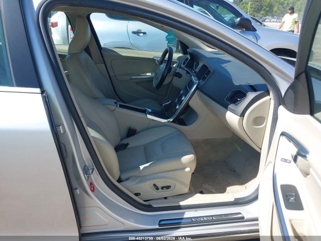 Aukcja sprzedaży 2015 Volvo S60 T5 Premier, vin: YV1612TKXF2356897, numer aukcji: 45213799