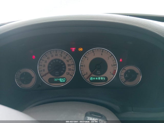 2001 Chrysler Town & Country Limited მანქანა იყიდება აუქციონზე, vin: 2C8GP64L91R204044, აუქციონის ნომერი: 45213841