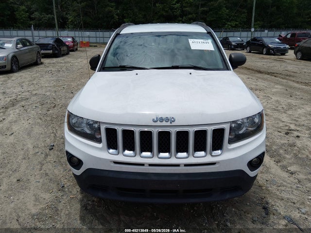 45213849 :رقم المزاد ، 1C4NJCBA4HD123976 vin ، 2017 Jeep Compass Sport Fwd مزاد بيع
