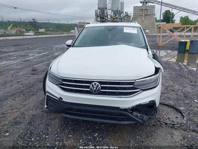 3VV3B7AX0NM173602 Volkswagen Tiguan 2.0t Se