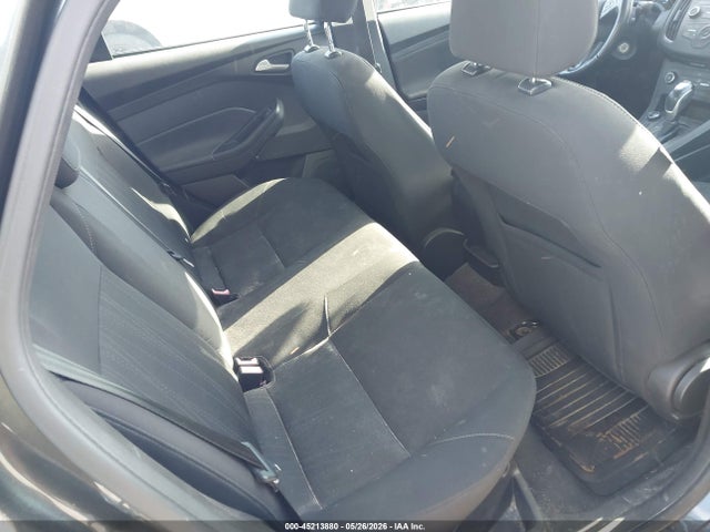 45213880 :رقم المزاد ، 1FADP3F27GL296754 vin ، 2016 Ford Focus Se مزاد بيع