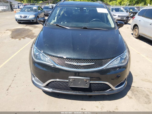 2017 Chrysler Pacifica Touring-l მანქანა იყიდება აუქციონზე, vin: 2C4RC1BGXHR598324, აუქციონის ნომერი: 45213887