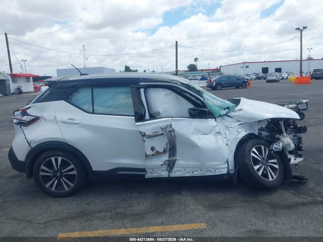 Nissan KICKS SR 2018 3N1CP5CU1JL533020 Image 13