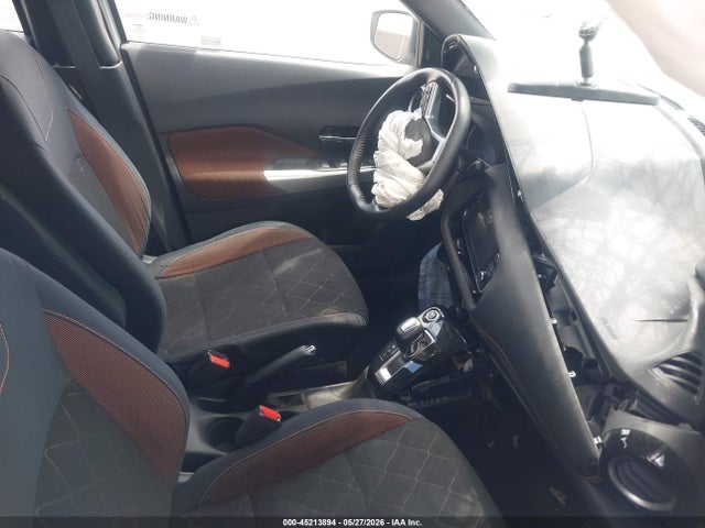 Nissan KICKS SR 2018 3N1CP5CU1JL533020 Image 5