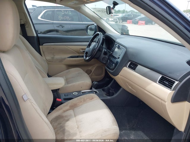 Продаж на аукціоні авто 2016 Mitsubishi Outlander Se, vin: JA4AZ3A39GZ013835, номер лоту: 45213911