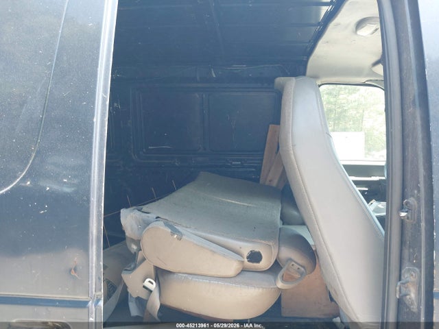 45213961 :رقم المزاد ، 1FTNE242X3HA34791 vin ، 2003 Ford Econoline E250 Van مزاد بيع