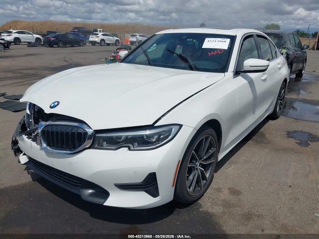 45213968 :رقم المزاد ، 3MW5R1J0XN8C43633 vin ، 2022 Bmw 330i مزاد بيع