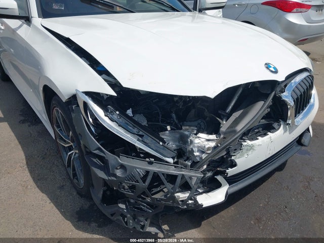 BMW 330I 2022 3MW5R1J0XN8C43633 Image 6
