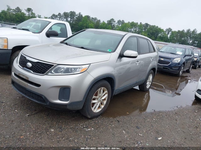 2015 Kia Sorento Lx მანქანა იყიდება აუქციონზე, vin: 5XYKT3A6XFG550846, აუქციონის ნომერი: 45214052