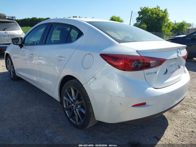 45214058 :رقم المزاد ، 3MZBN1V34JM183224 vin ، 2018 Mazda Mazda3 Touring مزاد بيع